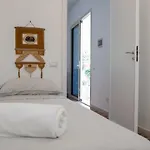 別荘 Isabel House イーゾラ・デッレ・フェンミネ